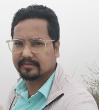 श्री फणिन्द्र बहादुर खत्री 